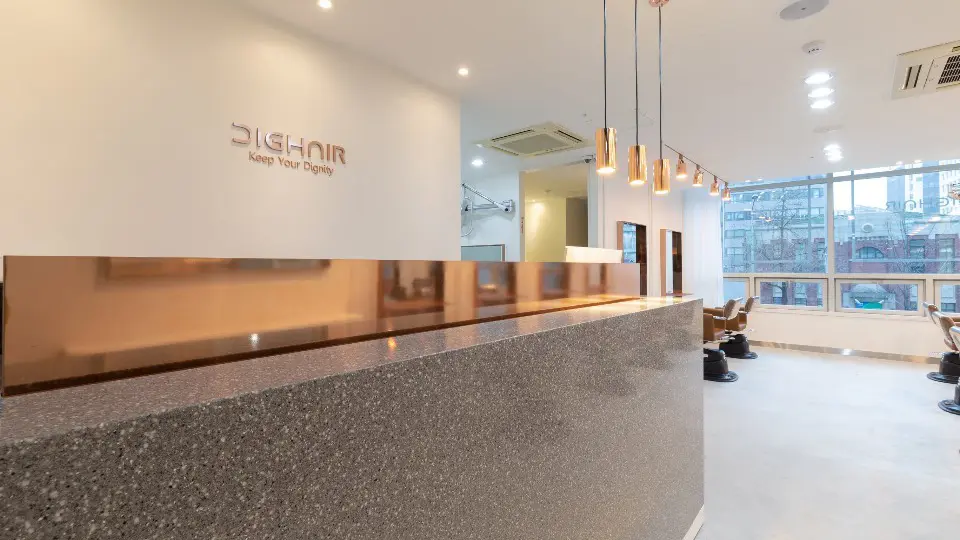 디그헤어 종각점 내부사진